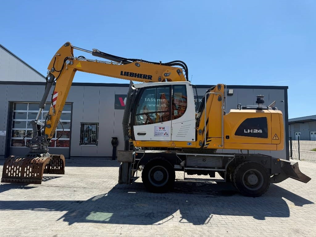 Liebherr LH 24 M - Pelle de manutention: photos 2 Liebherr LH 24 M - Pelle de manutention: photos 2