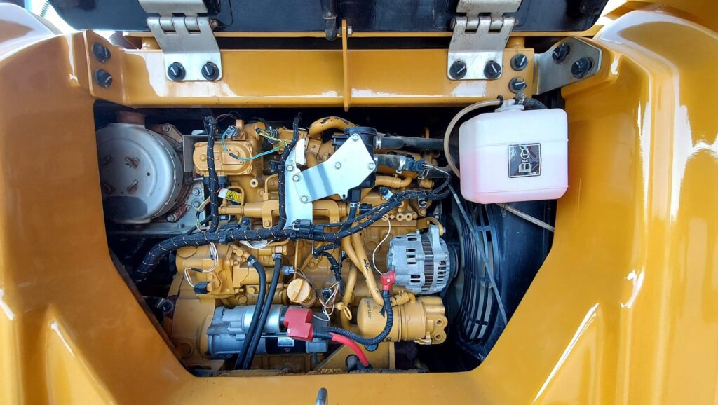 CAT 308E2CR - Mini pelle: photos 5 CAT 308E2CR - Mini pelle: photos 5