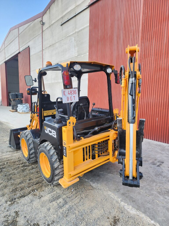 JCB 1CX - Mini pelle: photos 2 JCB 1CX - Mini pelle: photos 2