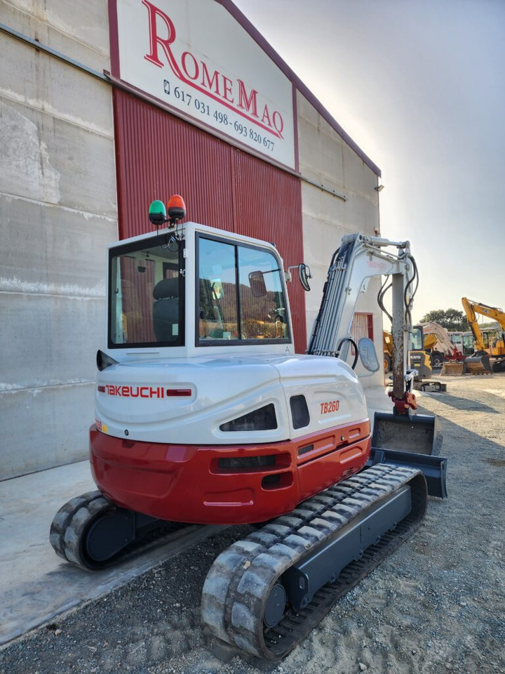 TAKEUCHI TB260 - Mini pelle: photos 3 TAKEUCHI TB260 - Mini pelle: photos 3