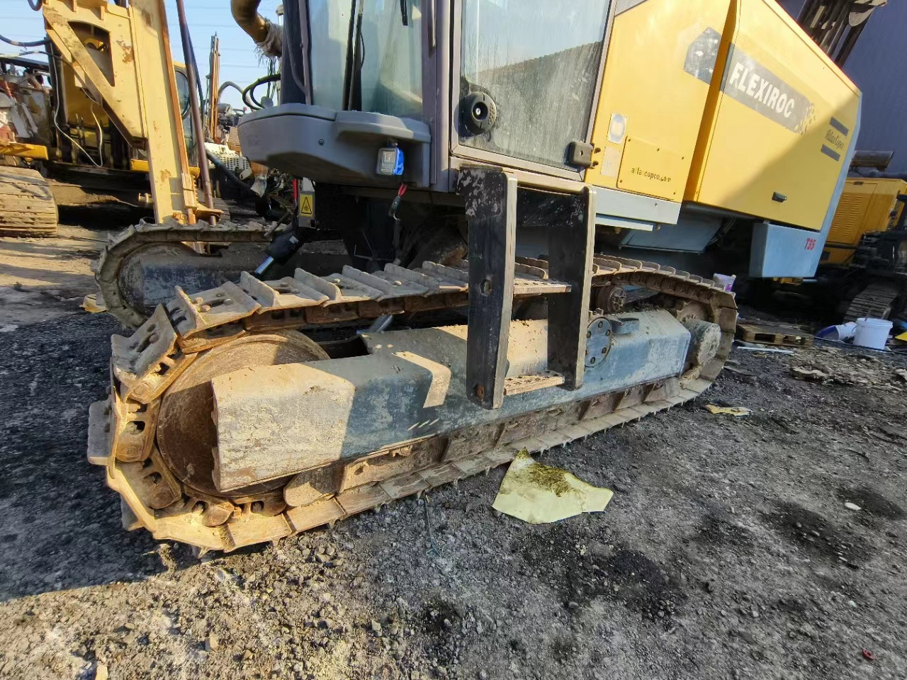 ATLAS COPCO EPIROC FLEXIROC T35 - Foreuse: photos 2 ATLAS COPCO EPIROC FLEXIROC T35 - Foreuse: photos 2