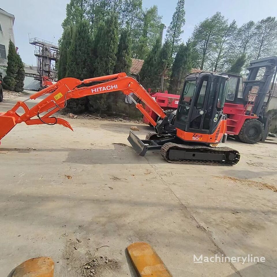 Hitachi ZX50U - Pelle sur chenille: photos 1 Hitachi ZX50U - Pelle sur chenille: photos 1