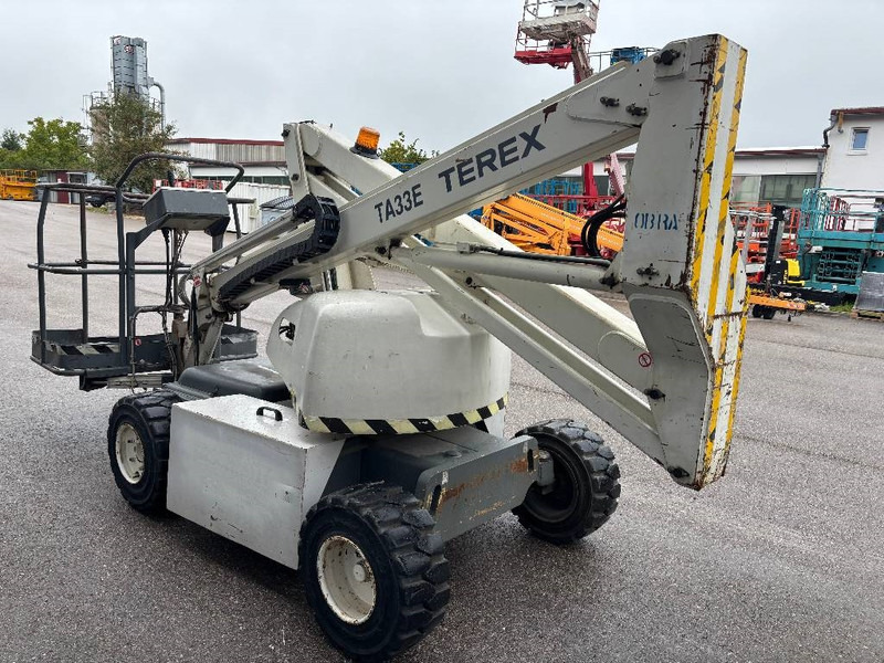 Terex TA33E 12m Elektro Gelenk-Teleskop-Arbeitsbühne - Nacelle articulée: photos 5 Terex TA33E 12m Elektro Gelenk-Teleskop-Arbeitsbühne - Nacelle articulée: photos 5