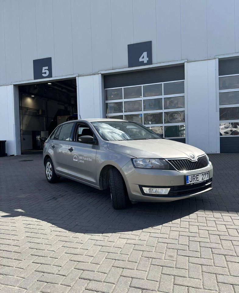 Skoda Rapid - Voiture break: photos 1 Skoda Rapid - Voiture break: photos 1