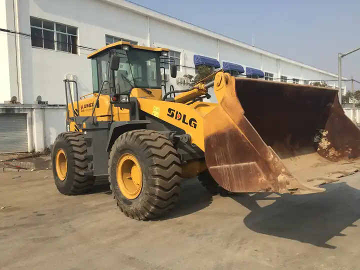 5 ton mini Used Original State loader SDLG 953 956L Used Small wheel loader - Chargeuse sur pneus: photos 3 5 ton mini Used Original State loader SDLG 953 956L Used Small wheel loader - Chargeuse sur pneus: photos 3