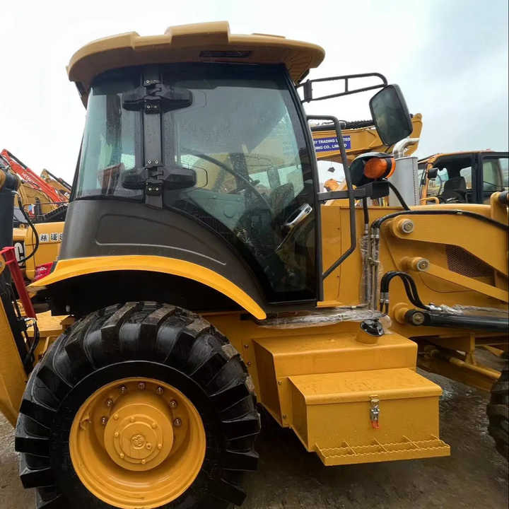 Backhoe loader CAT 420F loader used cheap CAT 420F loader and digger in good running condition on sale - Tractopelle: photos 1 Backhoe loader CAT 420F loader used cheap CAT 420F loader and digger in good running condition on sale - Tractopelle: photos 1