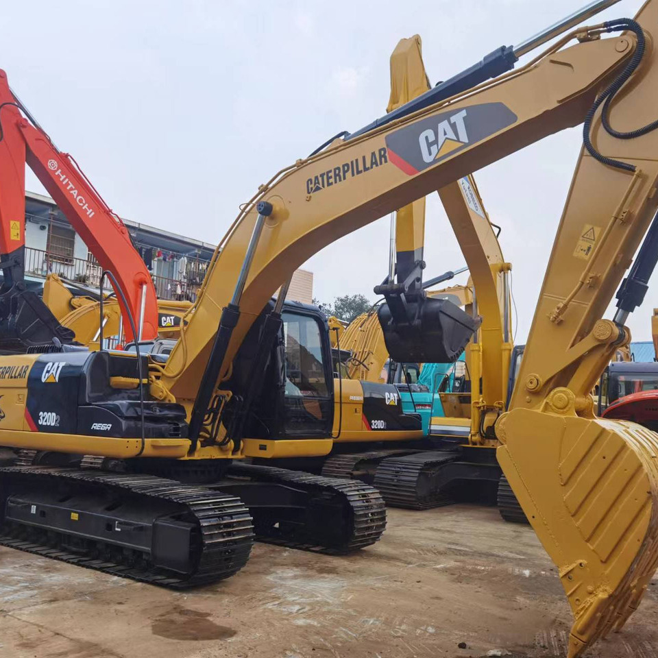 Caterpilllar CAT 320D 320GX 312D Excavator Used Hydraulic Crawler Excavator Used Cat Excavator - Pelle sur chenille: photos 1 Caterpilllar CAT 320D 320GX 312D Excavator Used Hydraulic Crawler Excavator Used Cat Excavator - Pelle sur chenille: photos 1