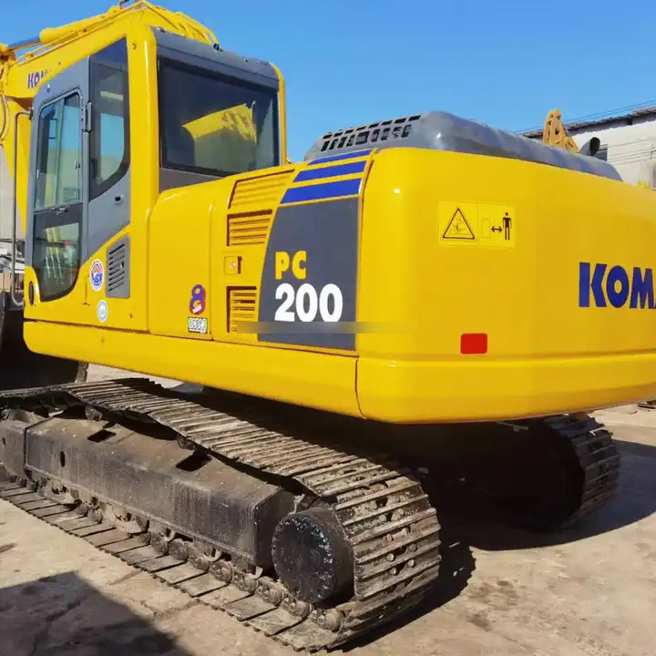 Construction PC200-8 Crawler Komatsu PC220-8 excavator used excavator - Pelle sur chenille: photos 1 Construction PC200-8 Crawler Komatsu PC220-8 excavator used excavator - Pelle sur chenille: photos 1