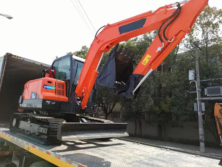 High Quality 6t Mini Excavator,Small Excavating Machine Korea Doosan Used Excavators Doosan Dx60 For Sale - Pelle sur chenille: photos 3 High Quality 6t Mini Excavator,Small Excavating Machine Korea Doosan Used Excavators Doosan Dx60 For Sale - Pelle sur chenille: photos 3
