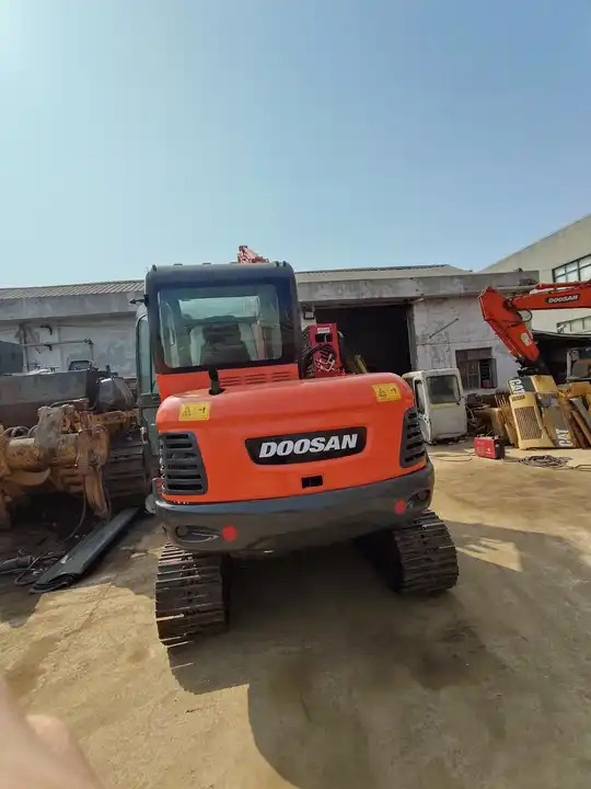 High Quality 6t Mini Excavator,Small Excavating Machine Korea Doosan Used Excavators Doosan Dx60 For Sale - Pelle sur chenille: photos 4 High Quality 6t Mini Excavator,Small Excavating Machine Korea Doosan Used Excavators Doosan Dx60 For Sale - Pelle sur chenille: photos 4