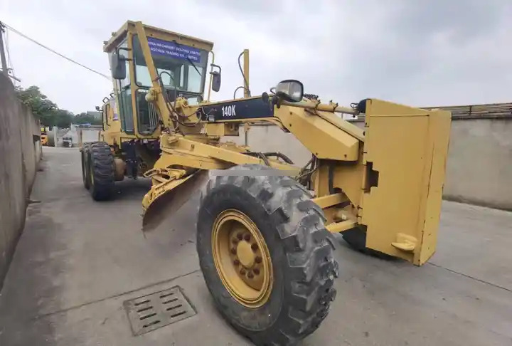 Orginal used cat 140K motor grader with CAT C7 engine in Shanghai China - Niveleuse: photos 3 Orginal used cat 140K motor grader with CAT C7 engine in Shanghai China - Niveleuse: photos 3