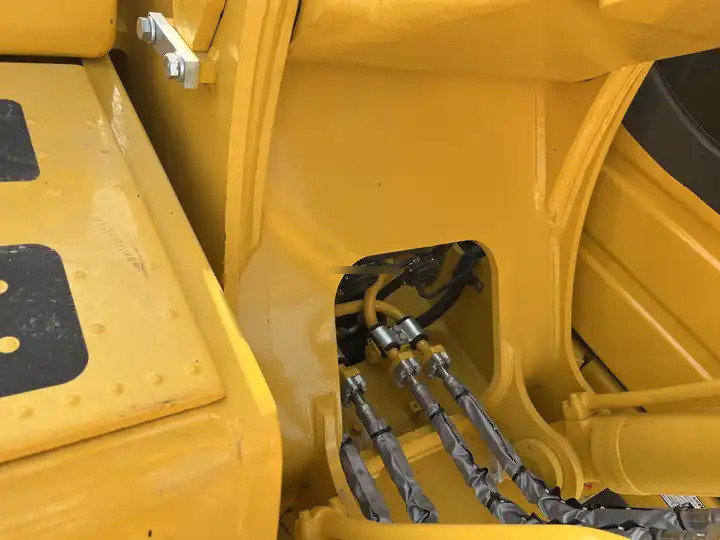 Original Design Pc200-8 Komatsu Used Excavator For Sale In Good Condition Original Paint 20 Ton Low Working Hours Factory Price - Pelle: photos 3 Original Design Pc200-8 Komatsu Used Excavator For Sale In Good Condition Original Paint 20 Ton Low Working Hours Factory Price - Pelle: photos 3