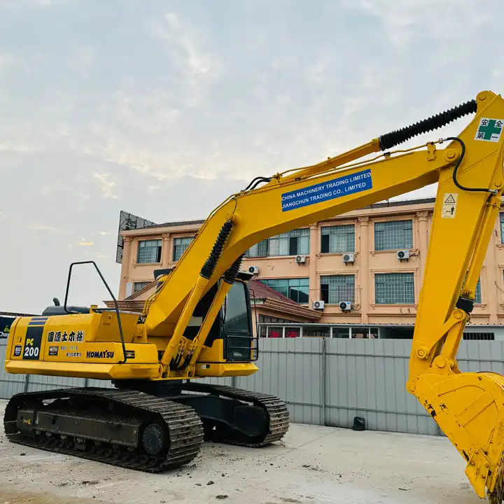 Original Japan Used Crawler Excavator Komatsu Pc200lc-7 Pc220lc-7 A/c Cabin In Shanghai - Pelle sur chenille: photos 2 Original Japan Used Crawler Excavator Komatsu Pc200lc-7 Pc220lc-7 A/c Cabin In Shanghai - Pelle sur chenille: photos 2