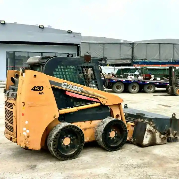 Original Second hand CASE skid steer loader 420 for sale compact skid steers loaders 440 430 420 in stock - Mini chargeuse: photos 1 Original Second hand CASE skid steer loader 420 for sale compact skid steers loaders 440 430 420 in stock - Mini chargeuse: photos 1