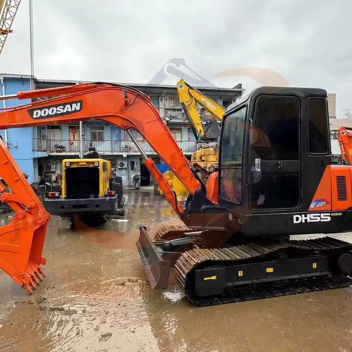 Original South Korea Doosan DH55 Excavator Doosan Excavator In Low Price Used Doosan Excavator For Hot Sale - Pelle: photos 2 Original South Korea Doosan DH55 Excavator Doosan Excavator In Low Price Used Doosan Excavator For Hot Sale - Pelle: photos 2