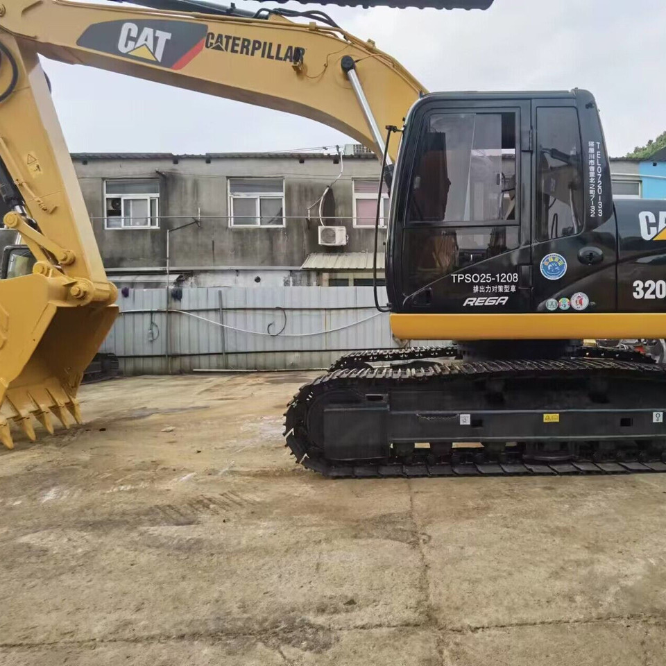 Second Hand Cat Excavator CAT 320D High Quality Japan Used Construction Machine 20ton Excavator cat320d - Pelle: photos 1 Second Hand Cat Excavator CAT 320D High Quality Japan Used Construction Machine 20ton Excavator cat320d - Pelle: photos 1