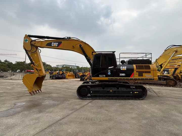 Used CATERPILLAR 336D2 Excavator CAT 336D2 330 360 Used CAT 336D2 Excavator for Sale Used Walking Excavator on Caterpillar - Pelle: photos 5 Used CATERPILLAR 336D2 Excavator CAT 336D2 330 360 Used CAT 336D2 Excavator for Sale Used Walking Excavator on Caterpillar - Pelle: photos 5