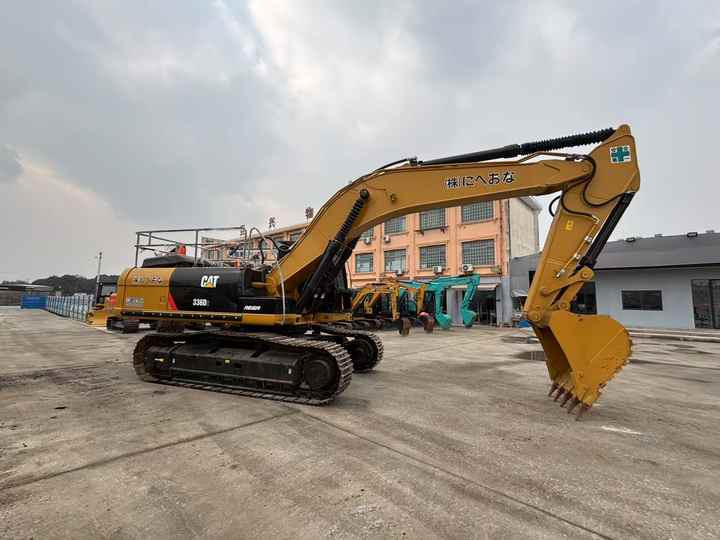 Used CATERPILLAR 336D2 Excavator CAT 336D2 330 360 Used CAT 336D2 Excavator for Sale Used Walking Excavator on Caterpillar - Pelle: photos 2 Used CATERPILLAR 336D2 Excavator CAT 336D2 330 360 Used CAT 336D2 Excavator for Sale Used Walking Excavator on Caterpillar - Pelle: photos 2