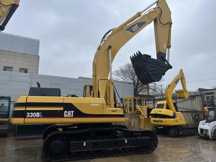 Used Caterpillar CAT 330BL excavator Japan Used CAT330BL 330CL Second Hand hydraulic crawler excavator in stock - Pelle sur chenille: photos 1 Used Caterpillar CAT 330BL excavator Japan Used CAT330BL 330CL Second Hand hydraulic crawler excavator in stock - Pelle sur chenille: photos 1