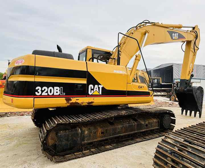 Used Excavator Cat 320bl Best Second Hand Excavator Caterpillar 320 320d 320b For Sale In Shanghai - Pelle sur chenille: photos 1 Used Excavator Cat 320bl Best Second Hand Excavator Caterpillar 320 320d 320b For Sale In Shanghai - Pelle sur chenille: photos 1