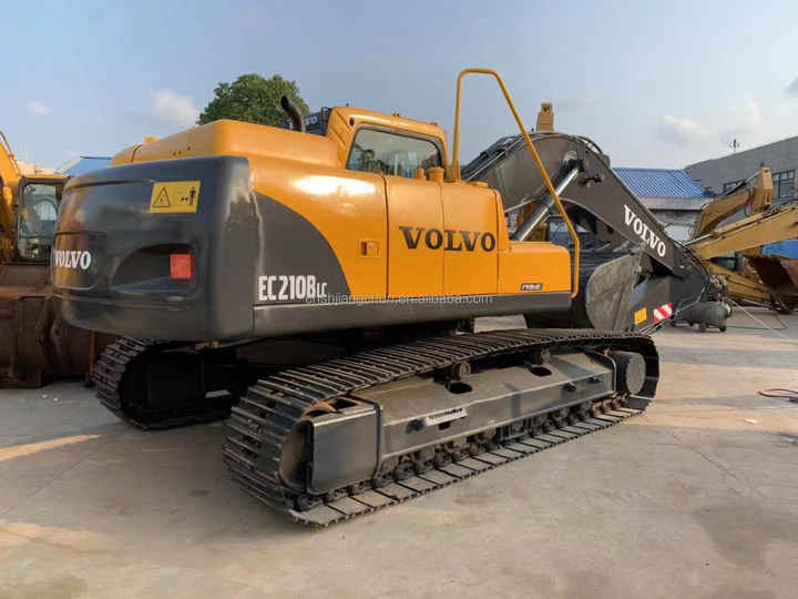 Used Original Volvo Excavator EC210B machinery in stock for sale with high quality and good price - Pelle sur chenille: photos 4 Used Original Volvo Excavator EC210B machinery in stock for sale with high quality and good price - Pelle sur chenille: photos 4