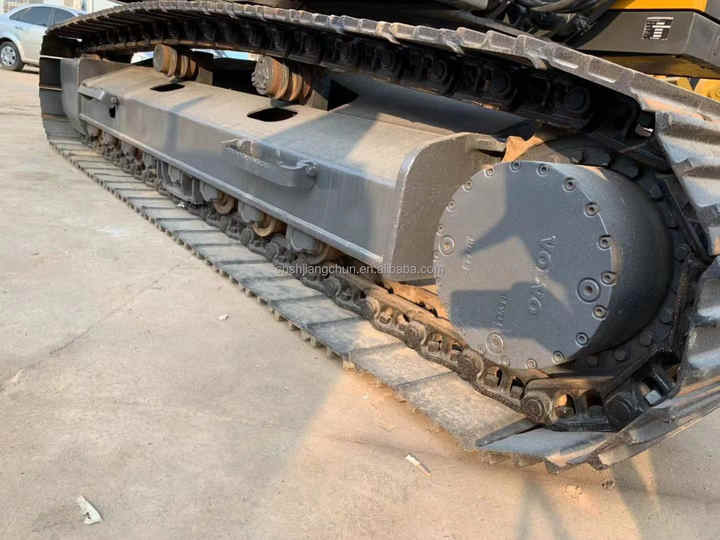 Used Original Volvo Excavator EC210B machinery in stock for sale with high quality and good price - Pelle sur chenille: photos 5 Used Original Volvo Excavator EC210B machinery in stock for sale with high quality and good price - Pelle sur chenille: photos 5