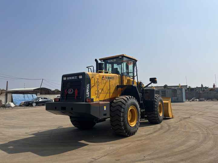 Used Wheel Loader SDLG 956L Contact for More Wheel Loader Used for Sale of Various Brands - Chargeuse sur pneus: photos 3 Used Wheel Loader SDLG 956L Contact for More Wheel Loader Used for Sale of Various Brands - Chargeuse sur pneus: photos 3
