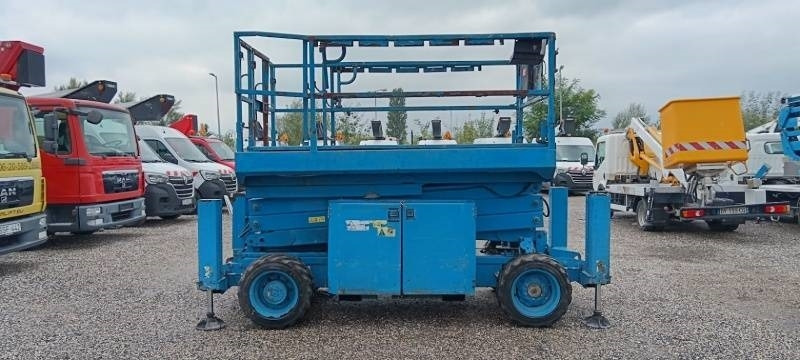 Genie GS-2669 - 10 m, 4x4, diesel - Nacelle ciseaux: photos 5 Genie GS-2669 - 10 m, 4x4, diesel - Nacelle ciseaux: photos 5