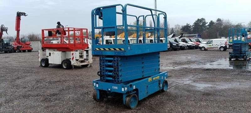 Genie GS4047 - 13,7m - electric - Nacelle ciseaux: photos 2 Genie GS4047 - 13,7m - electric - Nacelle ciseaux: photos 2
