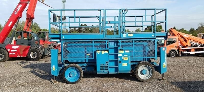 Genie GS4390 - 15,11m, diesel, 4x4 - Nacelle ciseaux: photos 4 Genie GS4390 - 15,11m, diesel, 4x4 - Nacelle ciseaux: photos 4