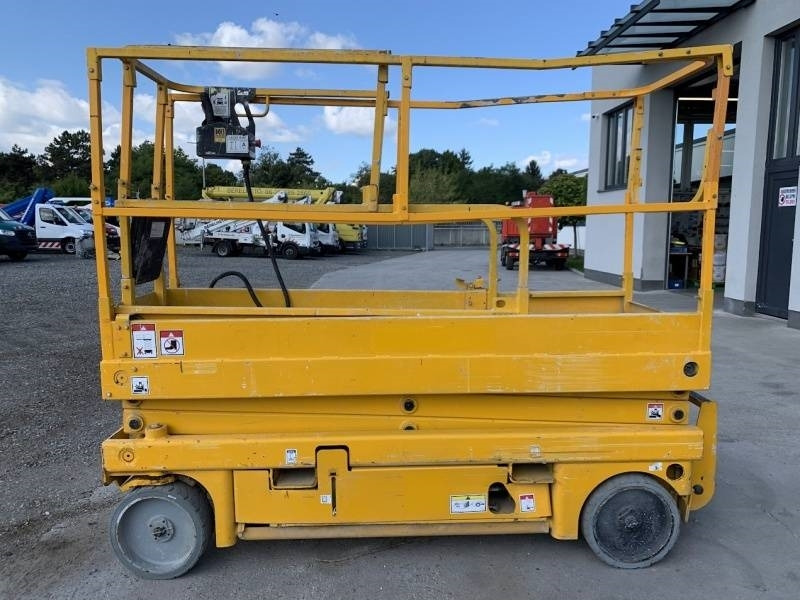 Haulotte Compact 8 - 8m, electric - Nacelle ciseaux: photos 5 Haulotte Compact 8 - 8m, electric - Nacelle ciseaux: photos 5