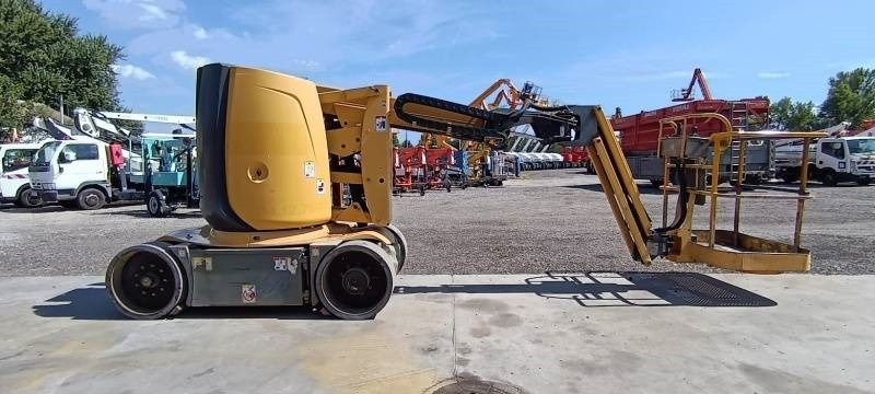 Haulotte HA12CJ+ - 11,7 m, electric *In poor condition* - Nacelle articulée: photos 4 Haulotte HA12CJ+ - 11,7 m, electric *In poor condition* - Nacelle articulée: photos 4