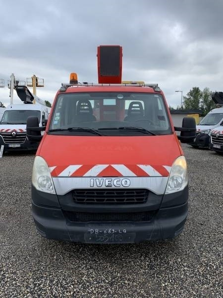 Iveco Daily GSR E179T - 17,1m - 200 kg - Camion avec nacelle: photos 3 Iveco Daily GSR E179T - 17,1m - 200 kg - Camion avec nacelle: photos 3