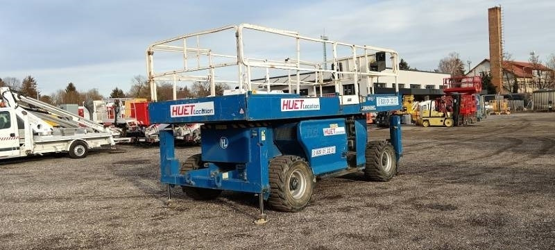 JLG 3394RT - 12m, 4x4, diesel - Nacelle ciseaux: photos 2 JLG 3394RT - 12m, 4x4, diesel - Nacelle ciseaux: photos 2