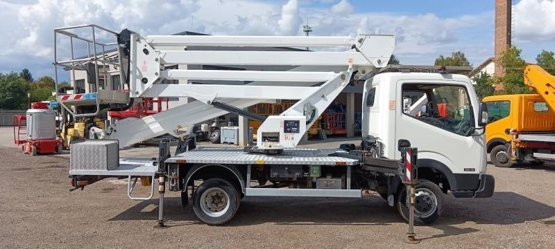 Nissan Cabstar Oil&Steel Snake 2413 Plus - 23,5m - 250 kg - Camion avec nacelle: photos 4 Nissan Cabstar Oil&Steel Snake 2413 Plus - 23,5m - 250 kg - Camion avec nacelle: photos 4