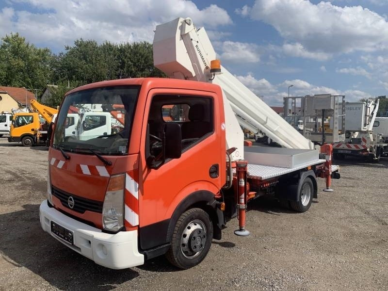 Nissan Cabstar Ruthmann TB270 - 27m - 230 kg - Camion avec nacelle: photos 2 Nissan Cabstar Ruthmann TB270 - 27m - 230 kg - Camion avec nacelle: photos 2