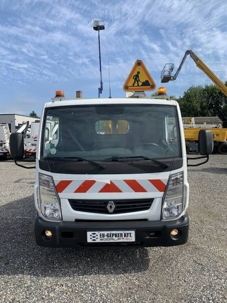 Renault Maxity Multitel MX200 - 20 m - Camion avec nacelle: photos 3 Renault Maxity Multitel MX200 - 20 m - Camion avec nacelle: photos 3
