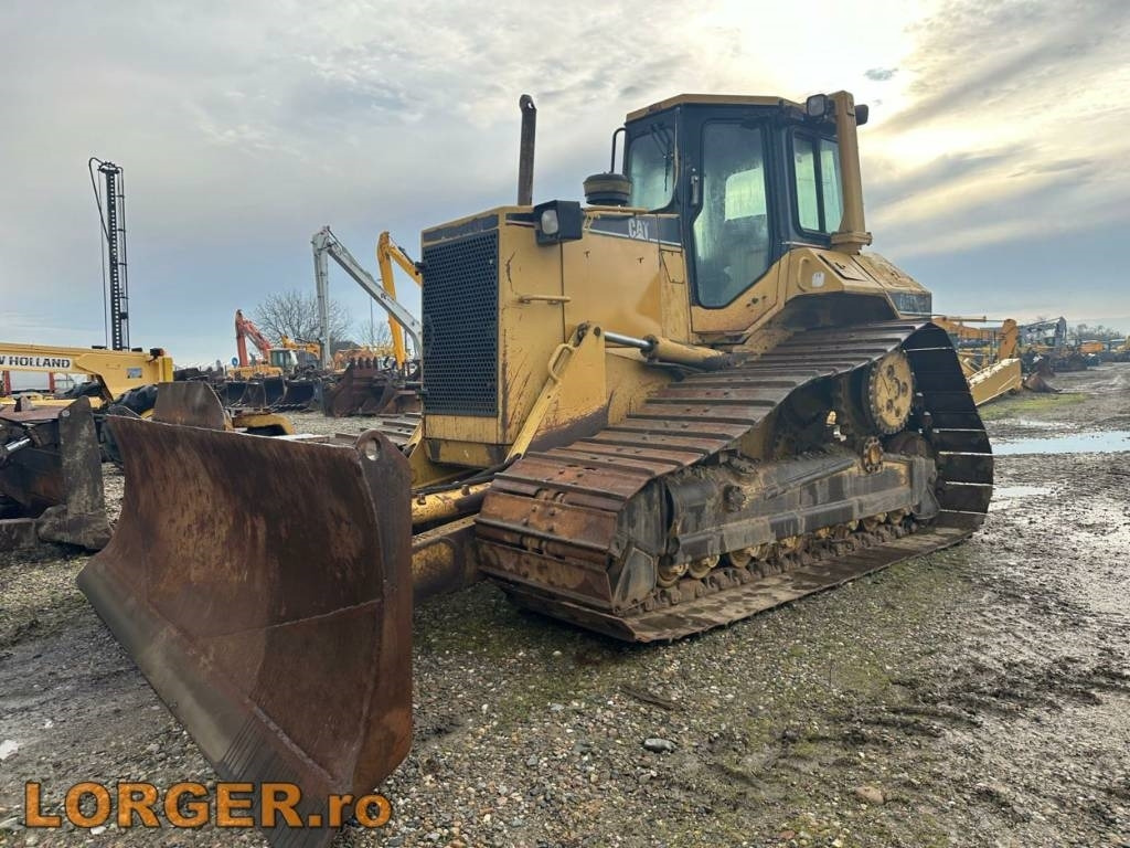 CAT D 6 M LGP - Bulldozer: photos 1 CAT D 6 M LGP - Bulldozer: photos 1