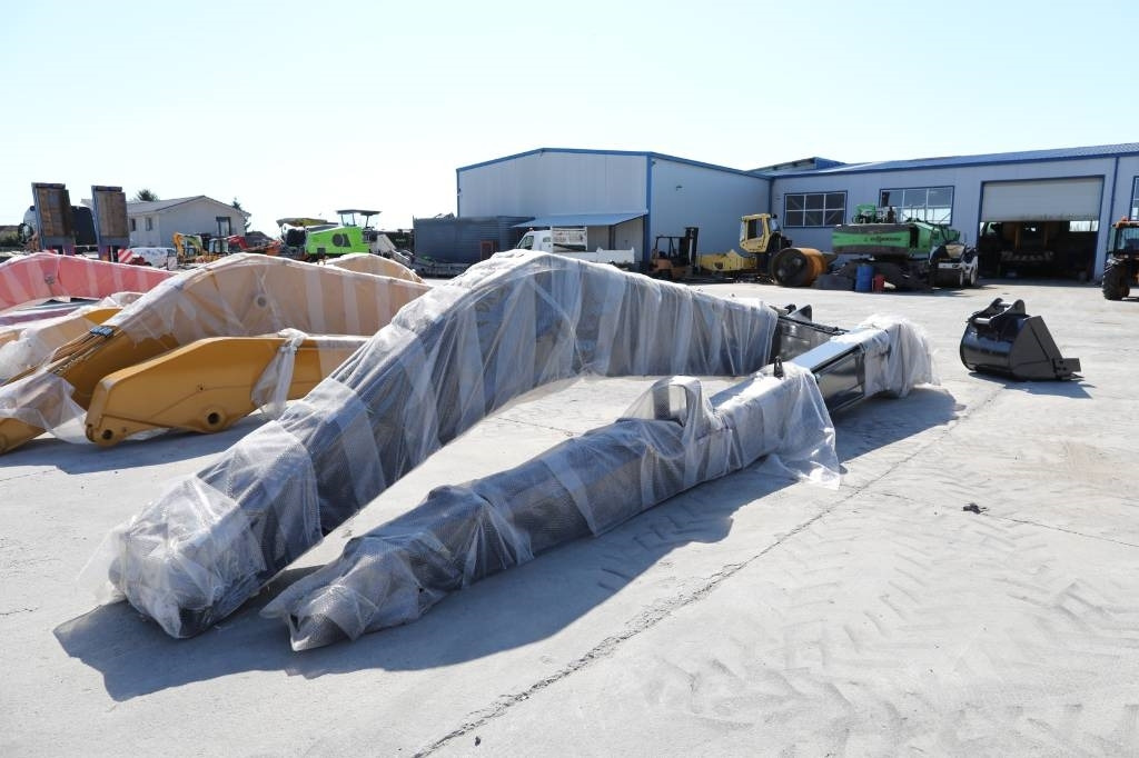 LIEBHERR, CAT, VOLVO, HITACHI - Flèche pour Engins de chantier: photos 2 LIEBHERR, CAT, VOLVO, HITACHI - Flèche pour Engins de chantier: photos 2