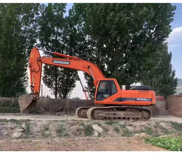 Pelle sur chenille 2019 Doosan DH300-7: photos 1