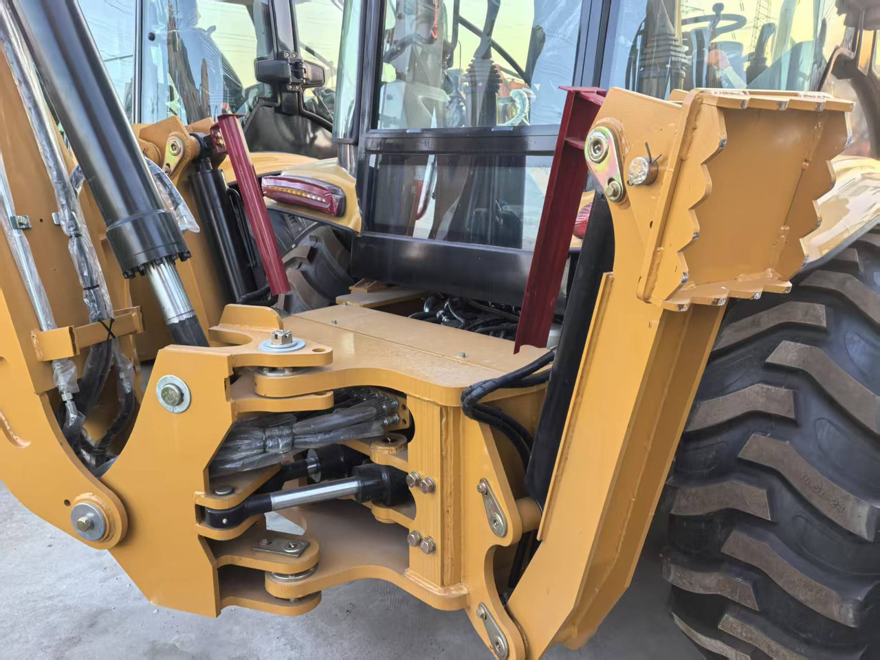 Chargeuse sur chenilles CATERPILLAR 426: photos 6