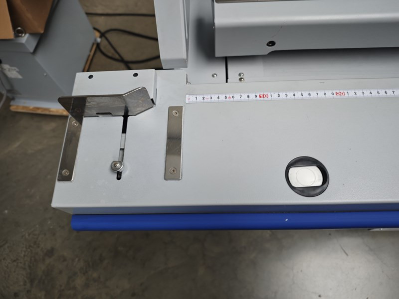 Horizon BQ-270V | 371.000 | 2011 - Relieuse: photos 4 Horizon BQ-270V | 371.000 | 2011 - Relieuse: photos 4