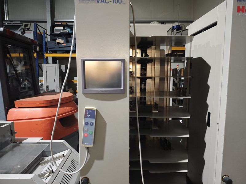 Horizon SPF-20A FC-20A VAC-100a VAC-100m | 2003 | 5,2 Mio - Machine d'impression: photos 4 Horizon SPF-20A FC-20A VAC-100a VAC-100m | 2003 | 5,2 Mio - Machine d'impression: photos 4