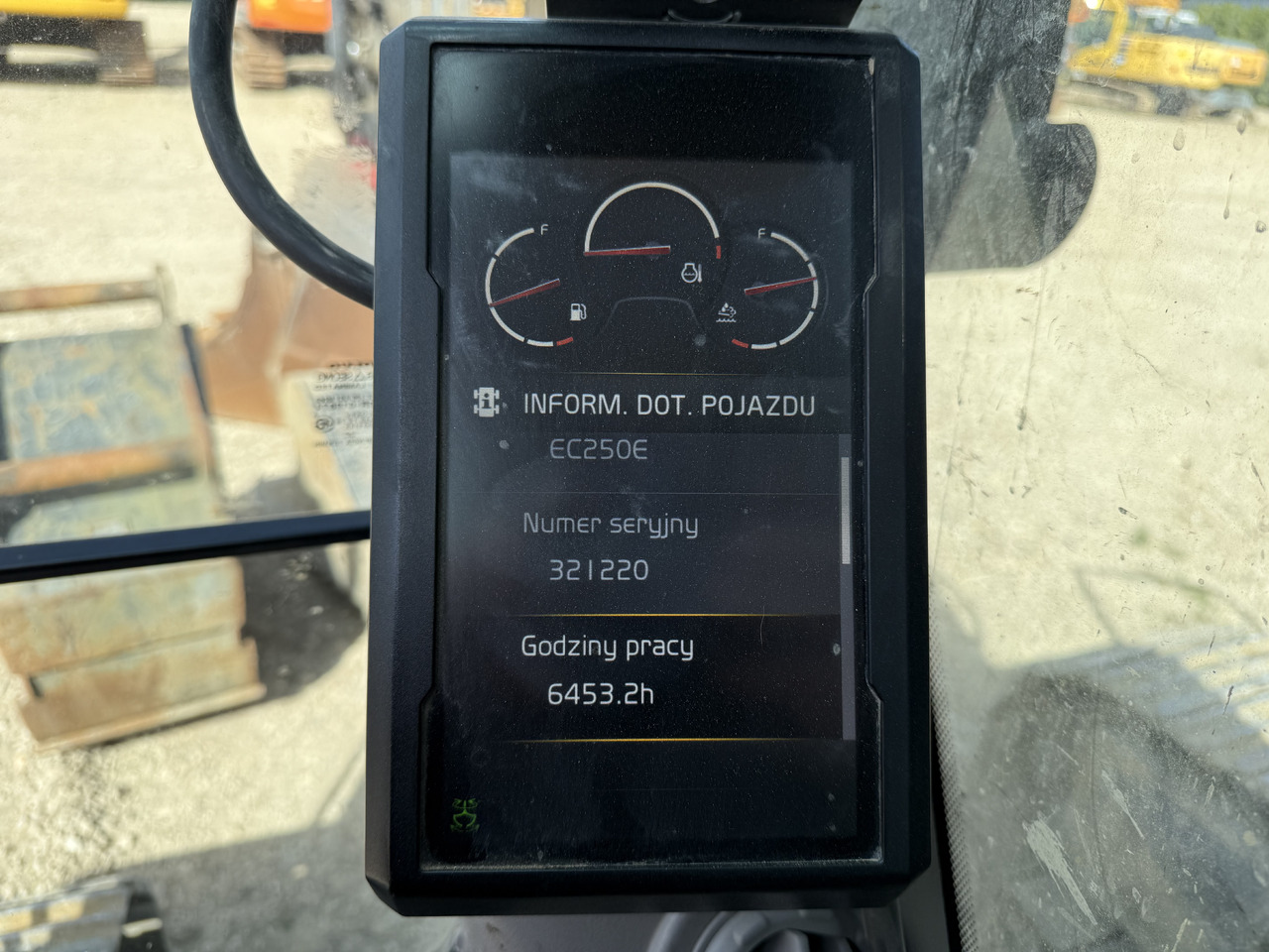 Pelle sur chenille Volvo EC 250 EL: photos 35