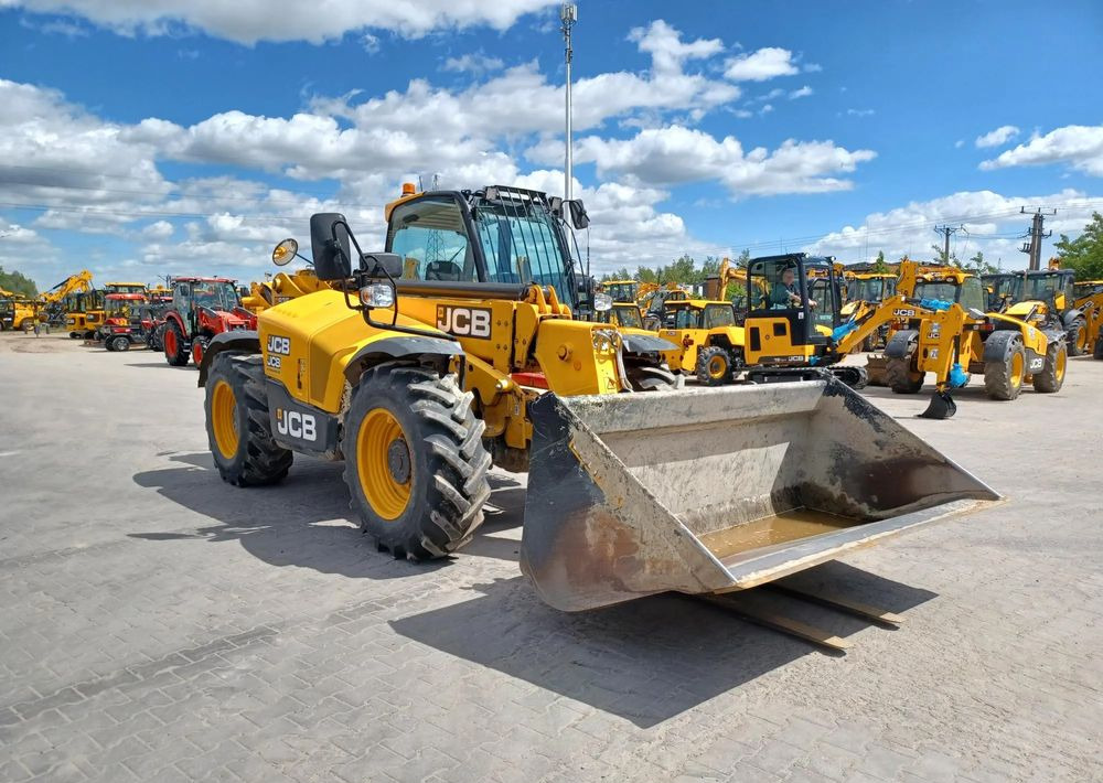 JCB 535-95 - Chariot télescopique: photos 3 JCB 535-95 - Chariot télescopique: photos 3