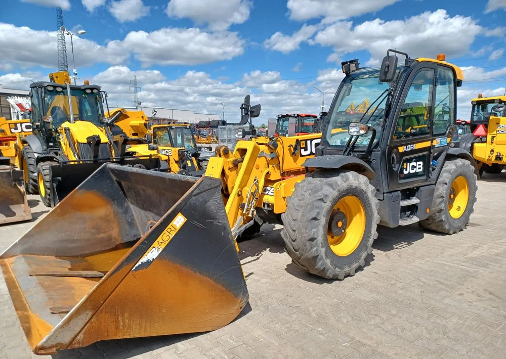 JCB 542-70 Agri - Chariot télescopique: photos 2 JCB 542-70 Agri - Chariot télescopique: photos 2