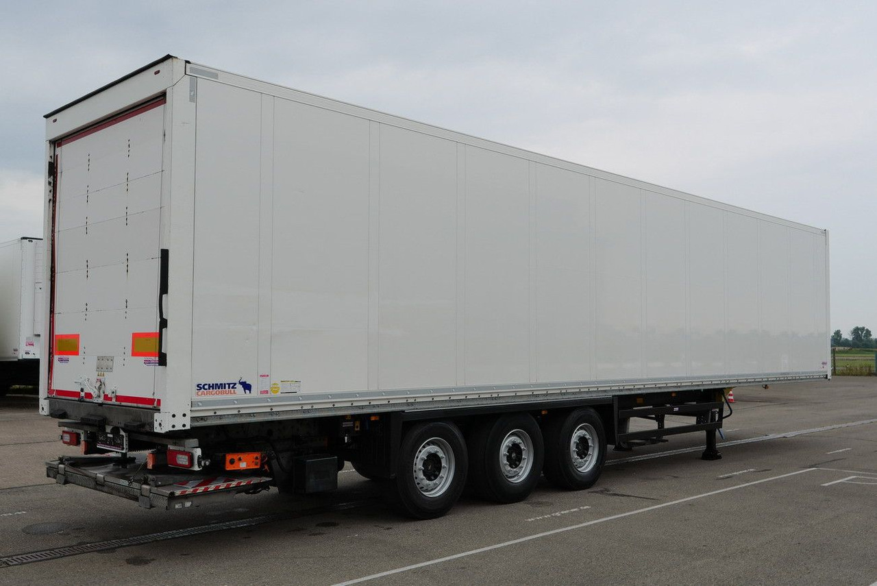 Schmitz Cargobull SKO 24/ ROLLTOR / LBW 2000 kg / TÜV NEU !!!!!!!! - Semi-remorque fourgon: photos 2 Schmitz Cargobull SKO 24/ ROLLTOR / LBW 2000 kg / TÜV NEU !!!!!!!! - Semi-remorque fourgon: photos 2