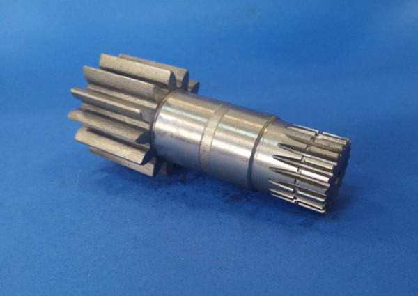 010140A Hitachi EX15.2 Swing Motor Shaft - Moteur de rotation pour Engins de chantier: photos 1 010140A Hitachi EX15.2 Swing Motor Shaft - Moteur de rotation pour Engins de chantier: photos 1