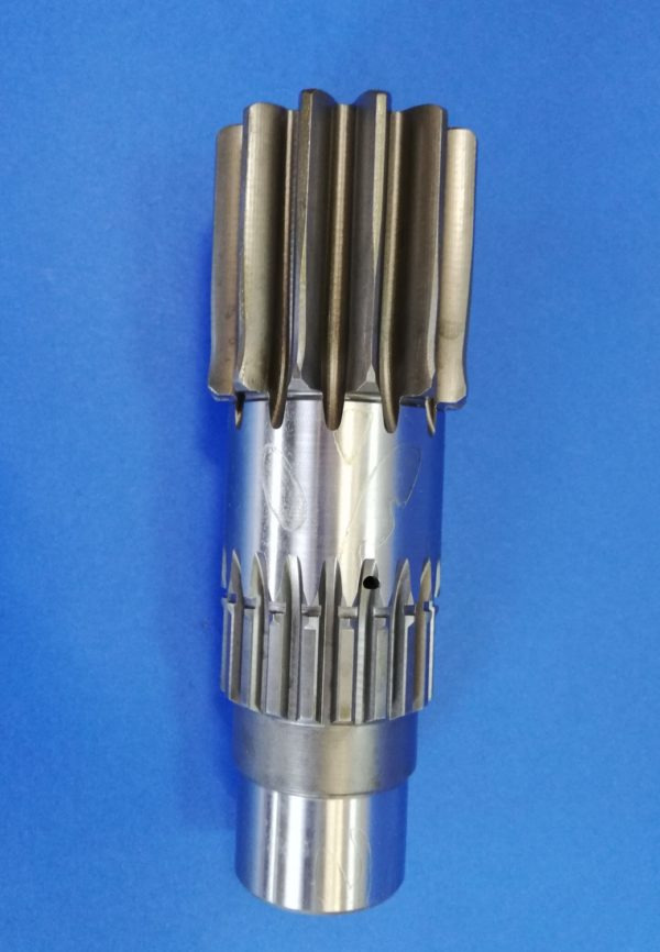 010330A Hitachi EX16-2B Swing Motor Shaft - Moteur de rotation pour Engins de chantier: photos 4 010330A Hitachi EX16-2B Swing Motor Shaft - Moteur de rotation pour Engins de chantier: photos 4