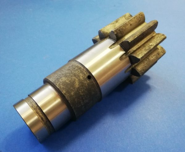 010400A Hitachi ZX14, JCB 8010 Schwenkmotorwelle - Moteur de rotation pour Engins de chantier: photos 5 010400A Hitachi ZX14, JCB 8010 Schwenkmotorwelle - Moteur de rotation pour Engins de chantier: photos 5